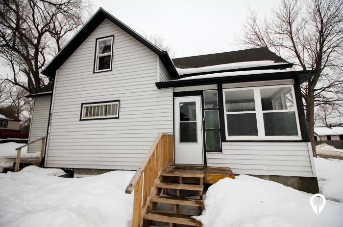 632 N Wayland House