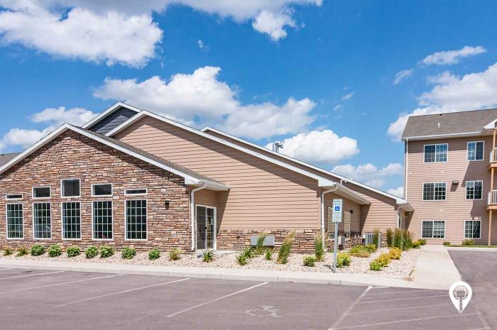 Dakota Pointe Apartments