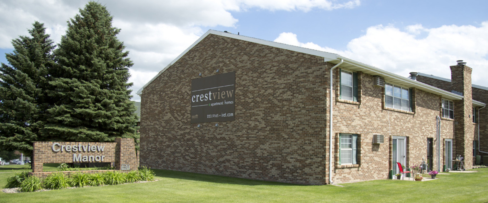 Crestview Apartments