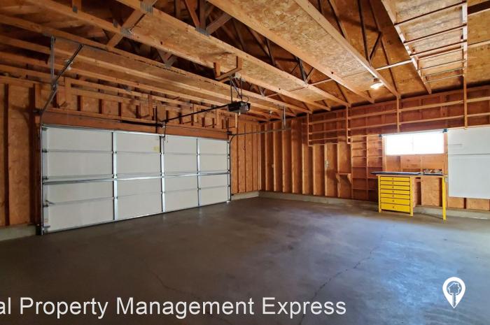 6809 S Connie Ave House