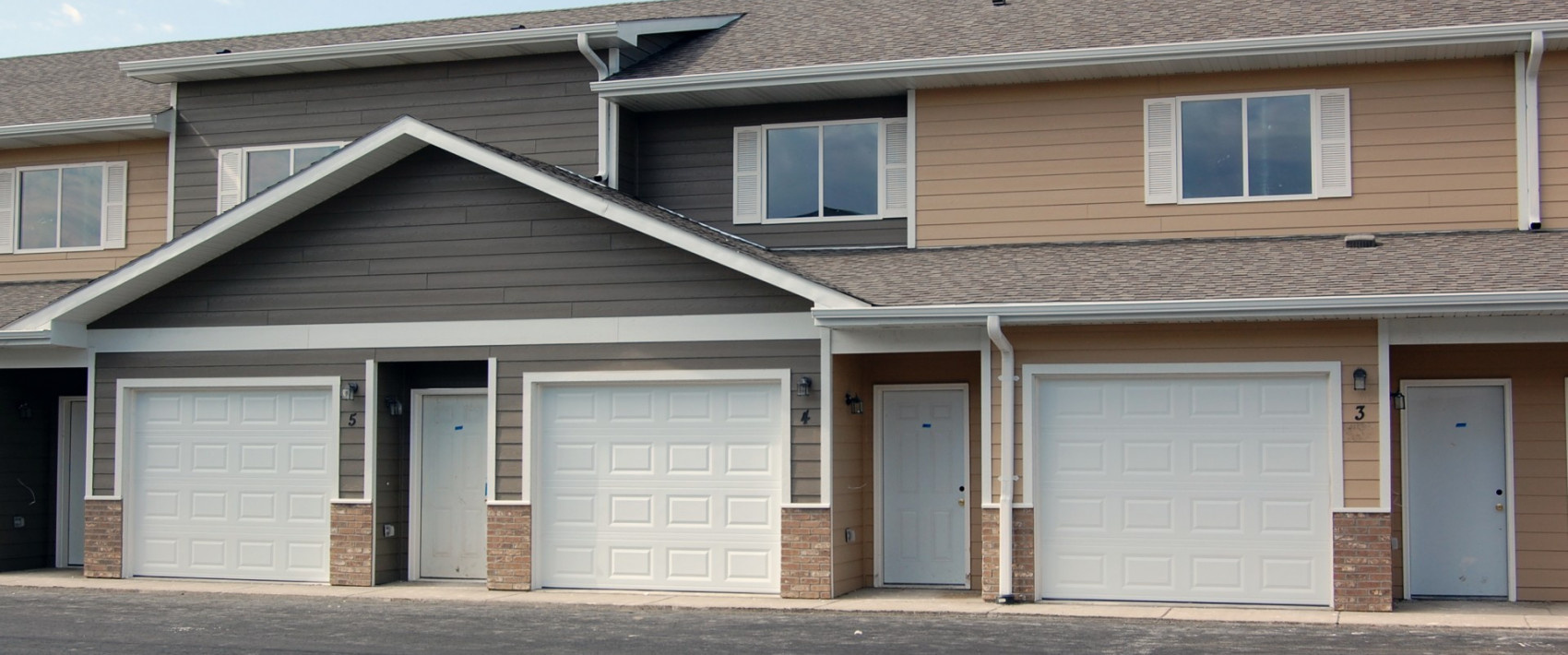 Jackson Heights Apartments & Townhomes