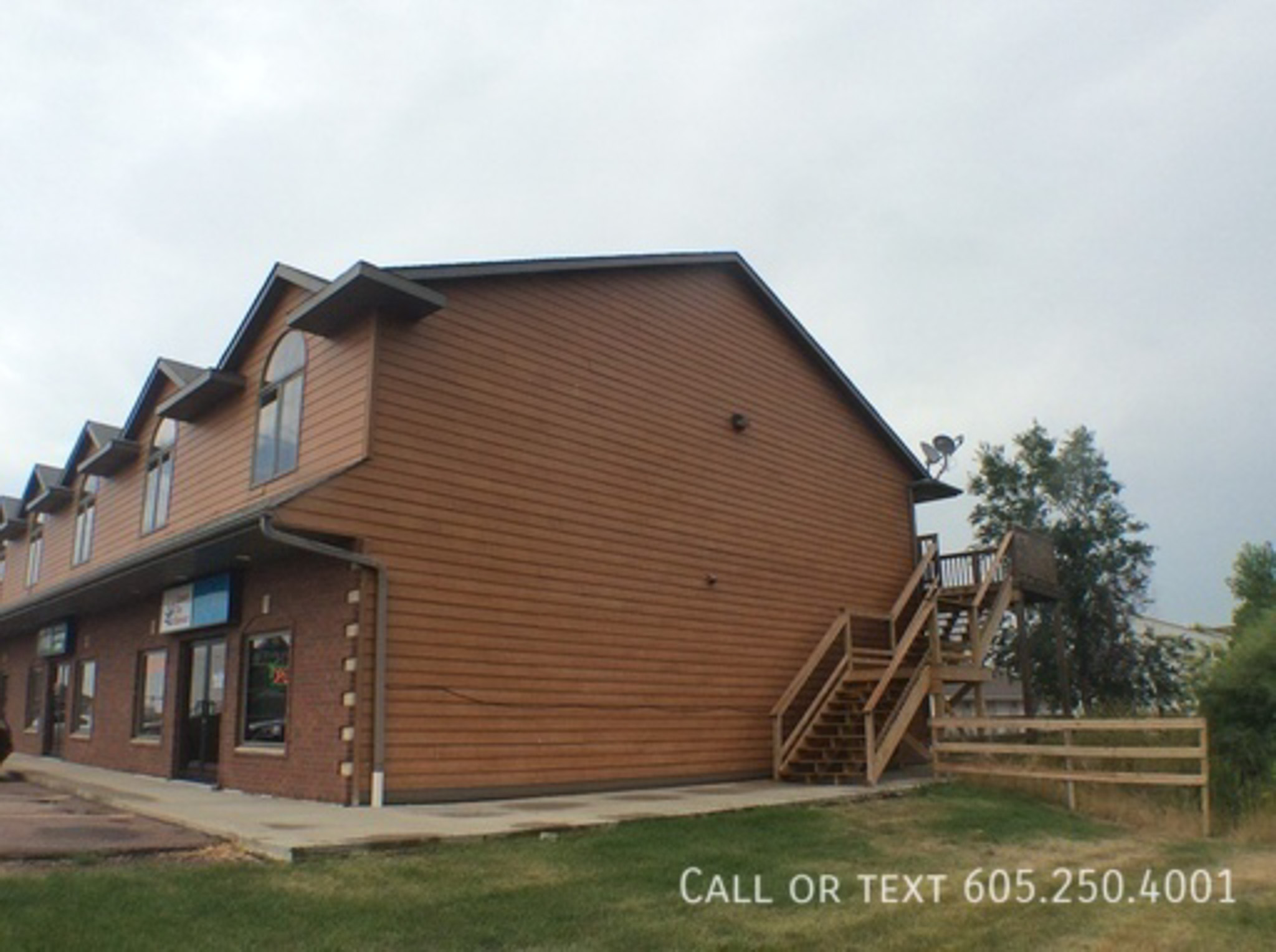 801 E Ryan Drive Apartments